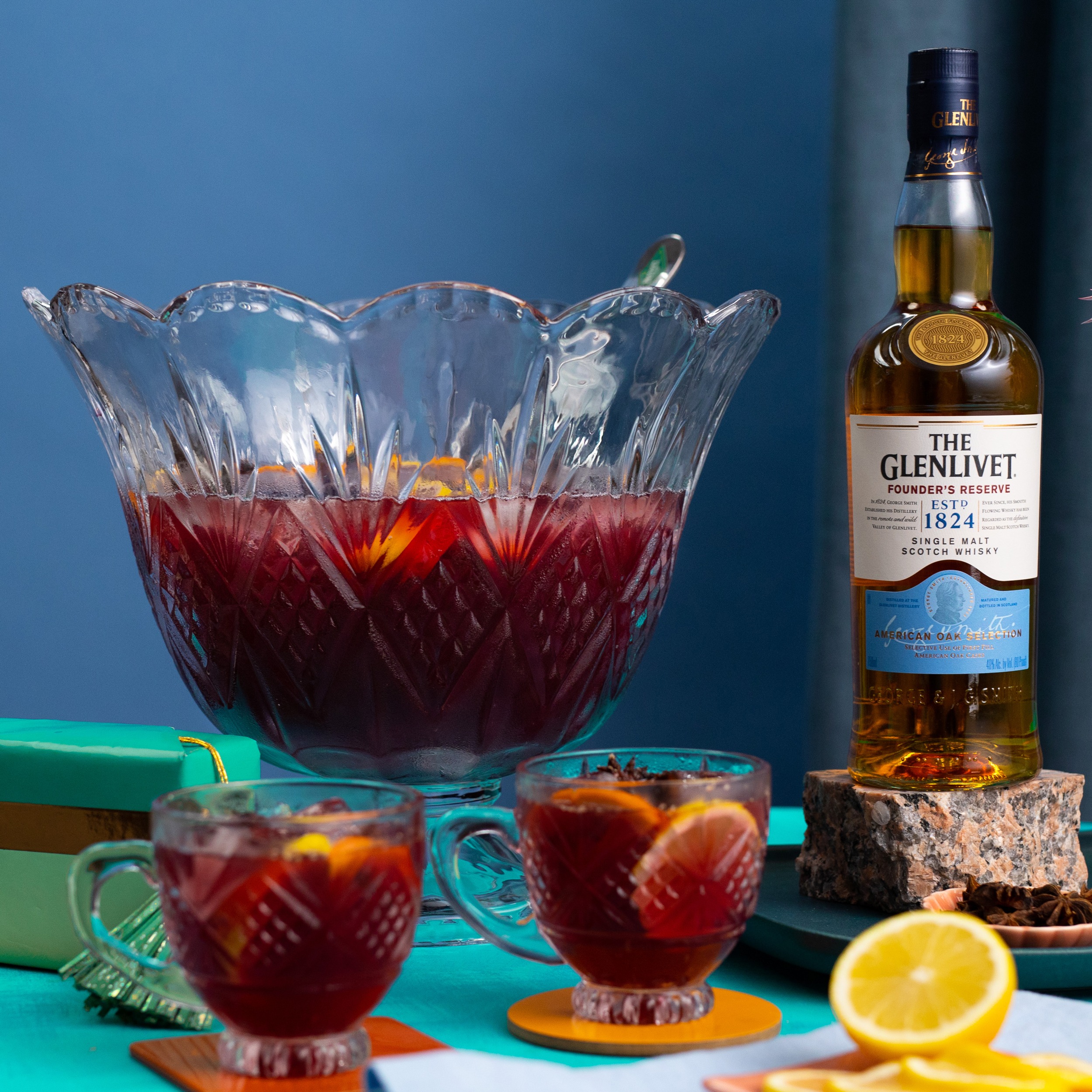 the glenlivet founders reserve sangria whisky drink